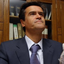 lopez aguilar ministro justicia secretario libertades publicas psoe
