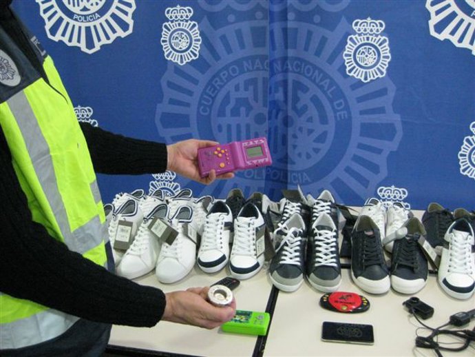 zapatillas procedentes de hurtos en tiendas