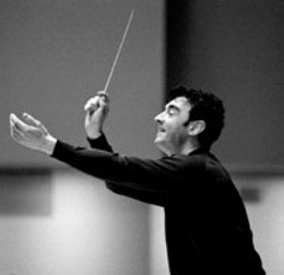 El director Miguel Ángel Gómez Martínez 