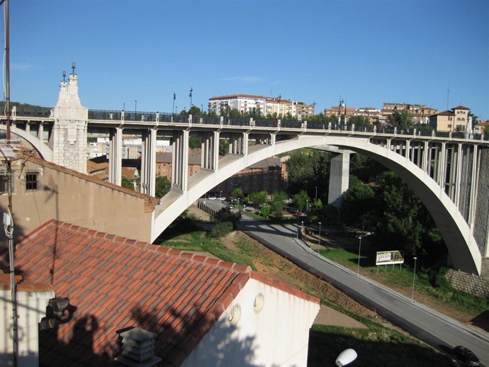 El tren ofrece un recorrido por la ciudad