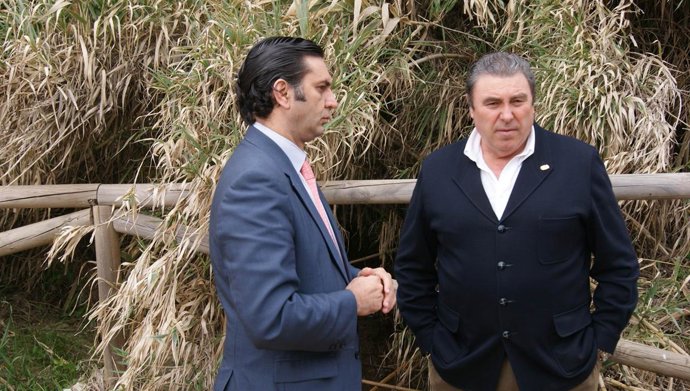 DELEGACIÓN PROVINCIAL MEDIO AMBIENTE. Limpieza Y Recuperación De Cauces Sevilla