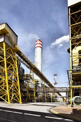 Vista parcial de las calderas de la planta de Ence en Huelva