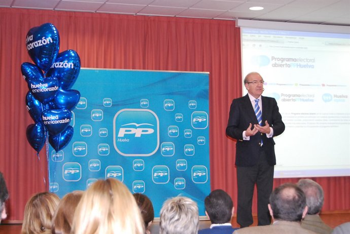 Pedro Rodríguez, en la presentación de la nueva herramienta de participación ciu