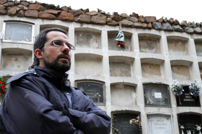 La Fundación Arrels en el entierro de una persona sin hogar