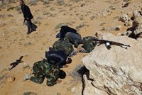 Las fuerzas de Gadafi repelen un segundo ataque rebelde contra Bin Jawad