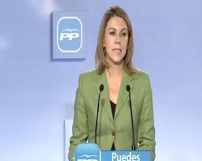 Cospedal advierte del riesgo de que España quede al margen