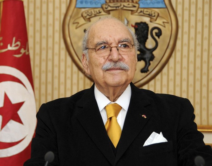 El presidente interino de Túnez, Fouad Mebazza