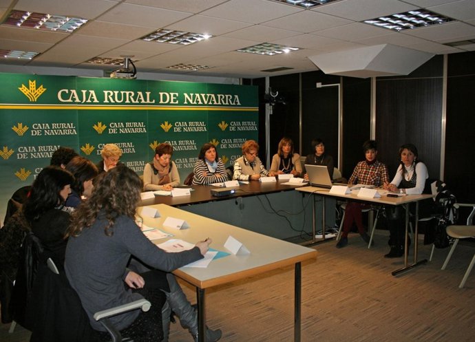 Reunión de asociaciones de mujeres rurales y urbanas de Navarra.