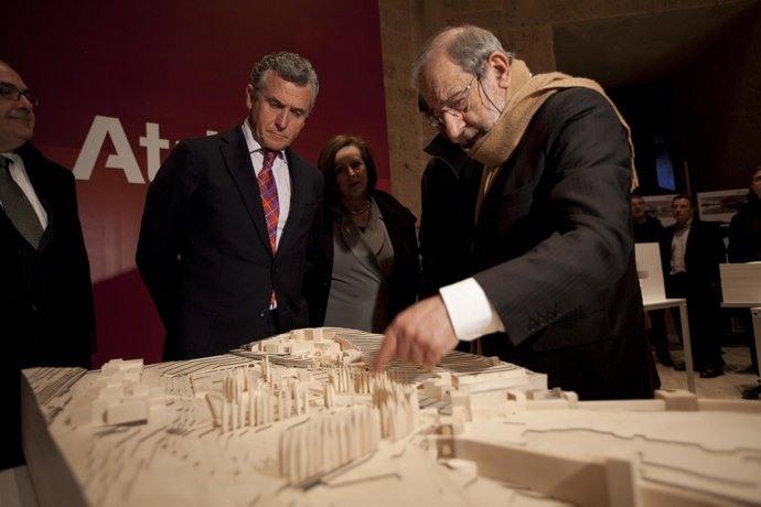 Inauguración de la exposición de maquetas del 'Concurso internacional de ideas '