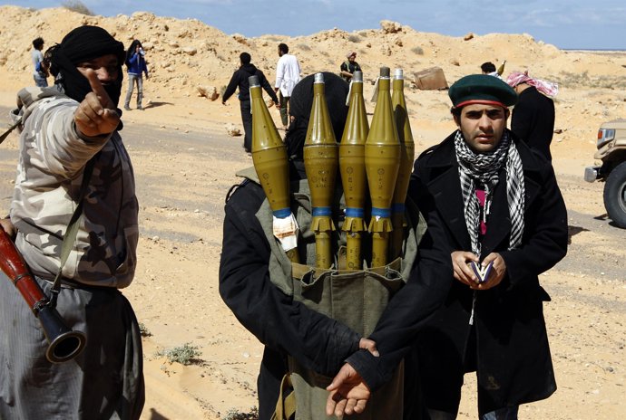 Opositores a Gadafi en Libia