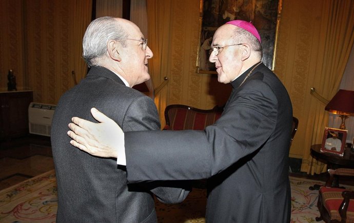 El arzobispo de Valencia recibe al presidente de la Fundación CEU