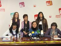 JCRM inicia una campaña sobre "el paralelismo entre culpables de la crisis y la discriminación de mujeres"