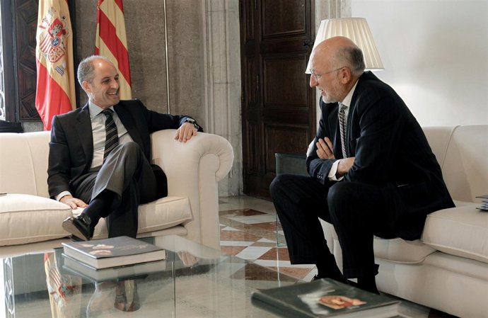 Francisco Camps conversa con Juan Roig.