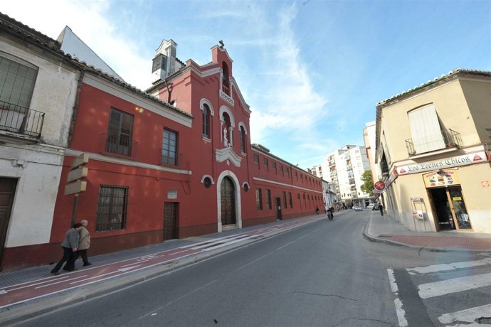 Fachada del convento de las Mercedarias, en la calle Cruz del Molinillo