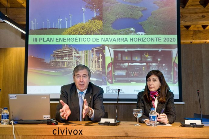 El consejero Roig y Urien, en la reunión celebrada en Pamplona para exponer el I