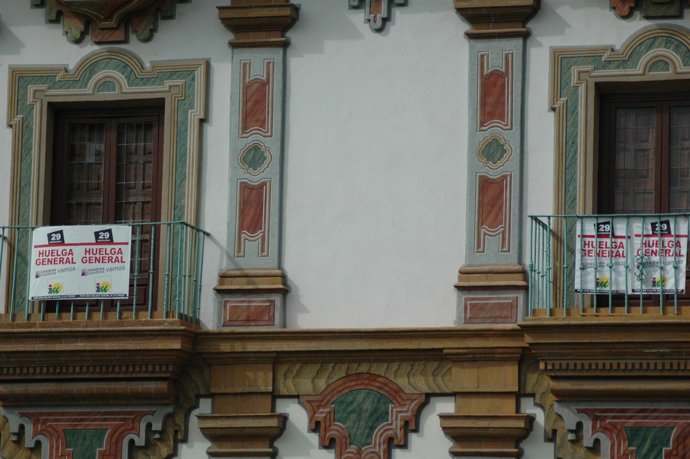 Fachada del Palacio de la Merced