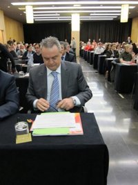 Boné respeta la decisión "personal" de Mur de darse de baja del partido