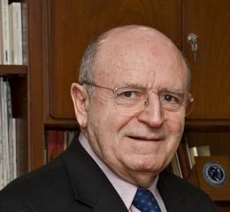 Abel Matutes, presidente de la Mesa del Turismo