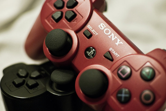 mandos de playstation por jooOey CC Flickr