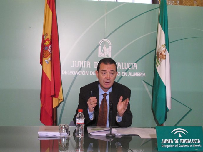 El delegado provincial de Economía, Innovación y Ciencia de Almería, Juan Carlos