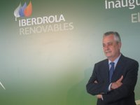 Griñán destaca la inversión de 3,5 millones en instalaciones de energía renovables en los dos últimos años