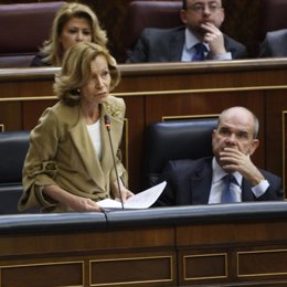 La ministra de Economía, Elena Salgado, en el Congreso