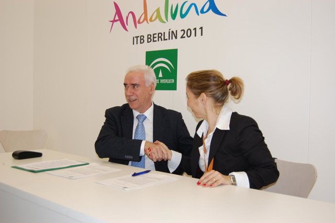 El consejero de Turismo, Comercio y Deporte de la Junta de Andalucía, Luciano Al