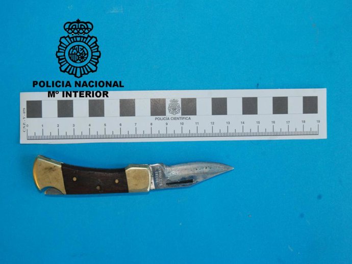 Imagen de la navaja supuestamente utilizada