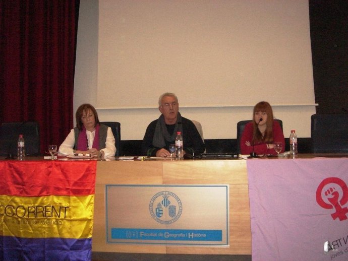 Cayo Lara, en la conferencia en la UV 