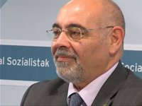 PSE cree que el rechazo de Sortu al intento de atentado contra López "va en buena dirección", pero aboga por la firmeza