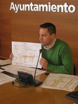 El concejal de Desarrollo Urbano Miguel Gómez Ijalba