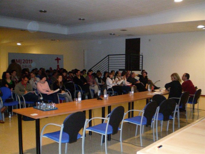 Programa formativo de la Fundación Alares para voluntarios de la JMJ