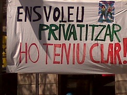 Pancarta de los manifestantes de Parc i Jardins