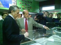 Jáuregi cree que la democracia "tiene derecho a dudar" de la voluntad de Sortu en su apuesta por el fin de la violencia