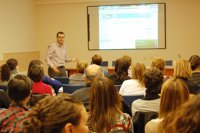 Interinos piden congelar la OPE de maestro porque consideran que las condiciones actuales sólo les perjudican