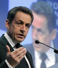 Sarkozy aclara que los ataques contra Libia serían "puramente defensivos"
