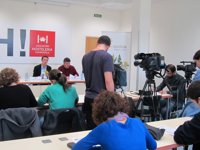 Hosteleros advierten de que la amenaza de huelga en Aena ha producido "numerosas cancelaciones" en Santiago