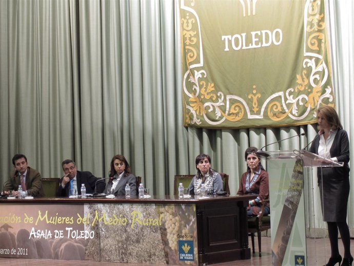 Cospedal en Caja Rural