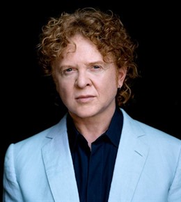 El Cantante De Simply Red.