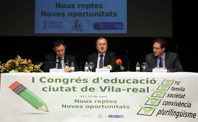 Font de Mora interviene en el Congreso de Educación de Villarreal.