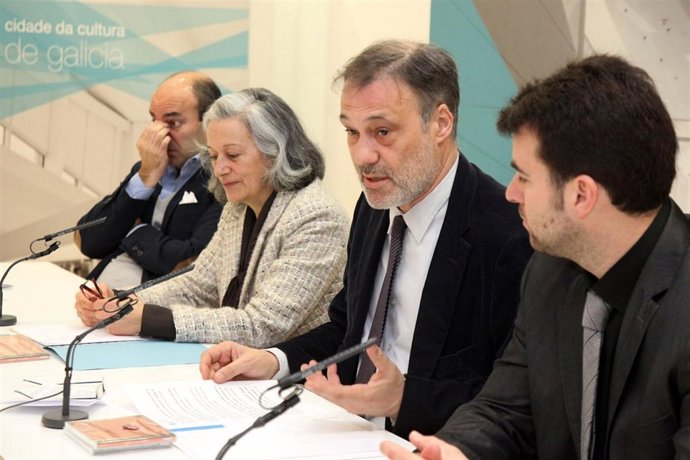 O conselleiro de Cultura e Turismo, Roberto Varela, presenta o XVI Ciclo da Asoc