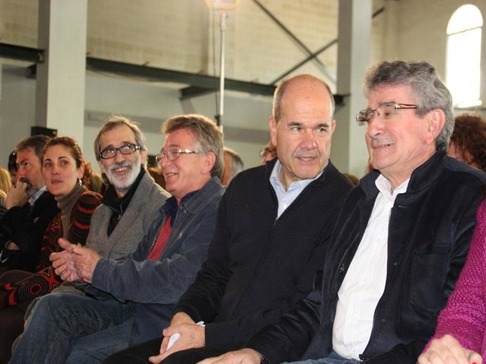 El vicepresidente tercero, Manuel Chaves, y el consejero de Gobernación y Justic