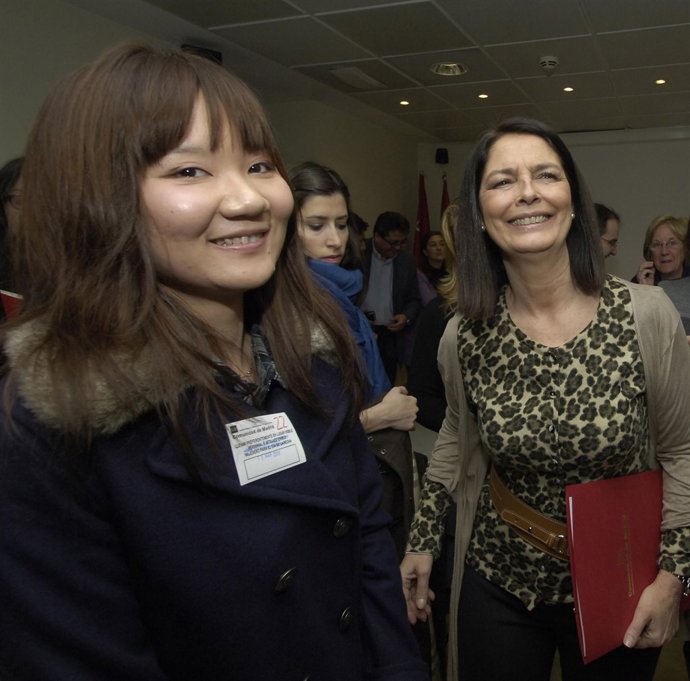 Paloma Adrados presenta datos de inmigración