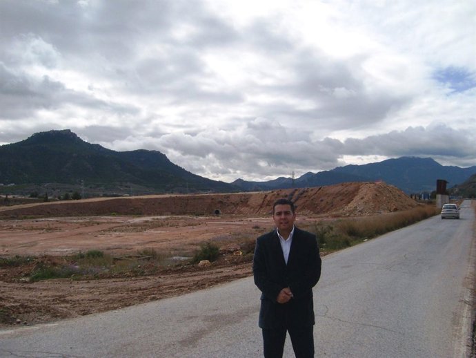 El diputado popular, Jesús Cano, en la A-33