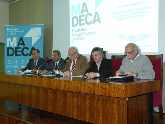 el presidente de MADECA y diputado de Servicios Intermunicipales y Planificación