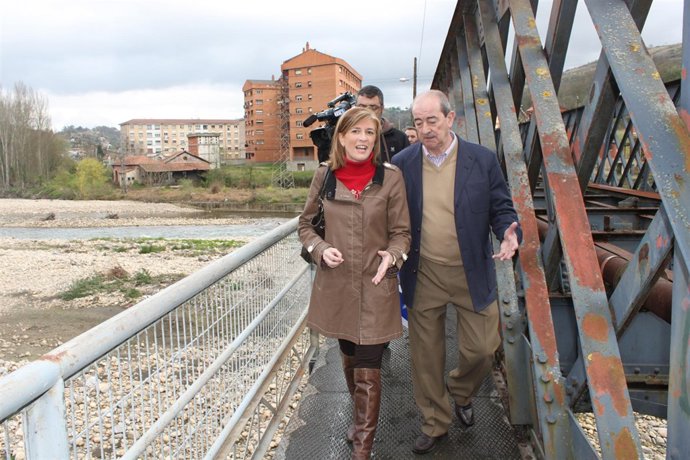 Isabel Pérez-Espinosa y Jaime Reinares