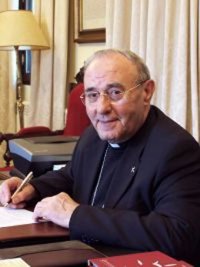 El PSOE traslada su pésame por el fallecimiento del obispo emérito de Guadix-Baza