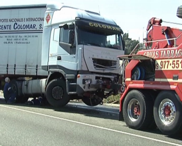 Mueren cuatro personas en Tarragona en accidente