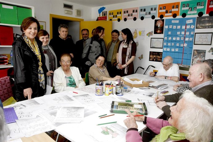 Barrio de Piebandera, 6, Los Corrales de Buelna La Vicepresidenta de Cantabria, 