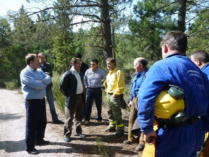 El delegado provincial de Medio Ambiente de Jaén, José Castro, en la visita a lo